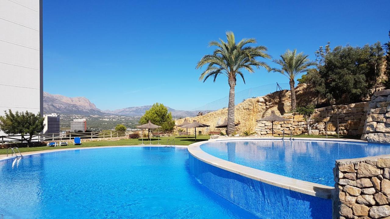 Highrise Apartment With Stunning Views From Private Balcony 85 Benidorm Exteriör bild