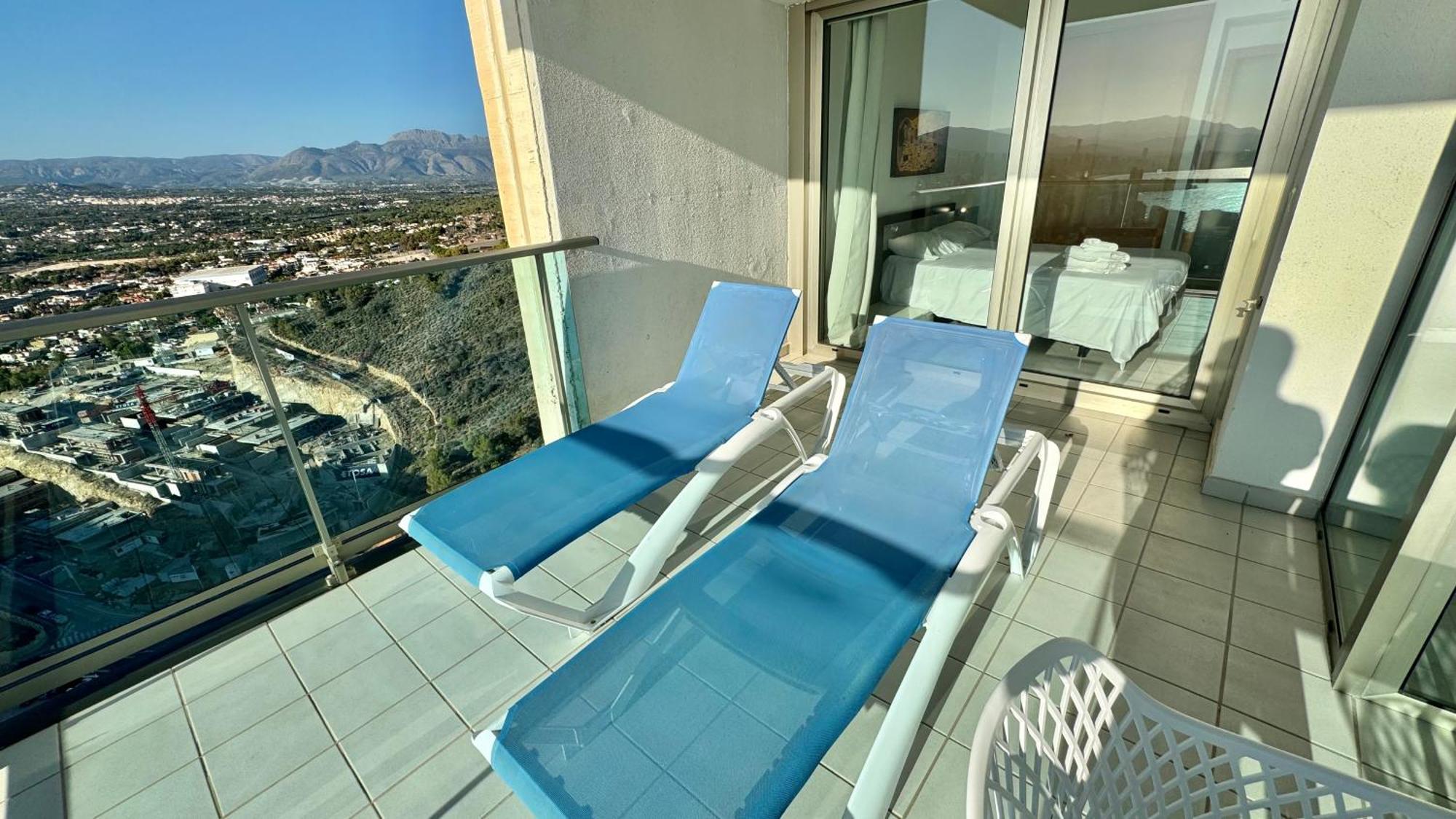 Highrise Apartment With Stunning Views From Private Balcony 85 Benidorm Exteriör bild
