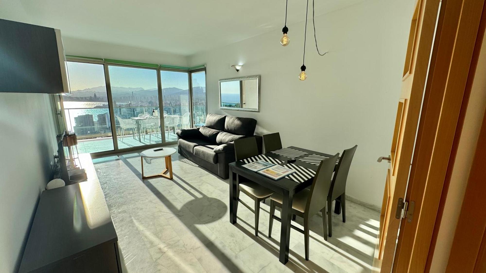 Highrise Apartment With Stunning Views From Private Balcony 85 Benidorm Exteriör bild